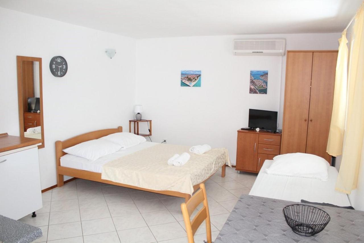 Apartments Ada Primosten Luaran gambar