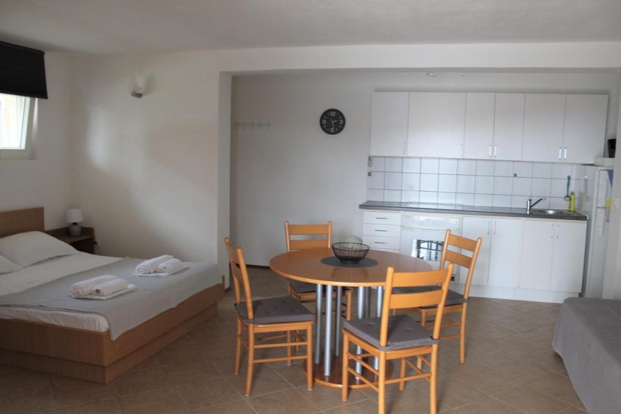 Apartments Ada Primosten Luaran gambar